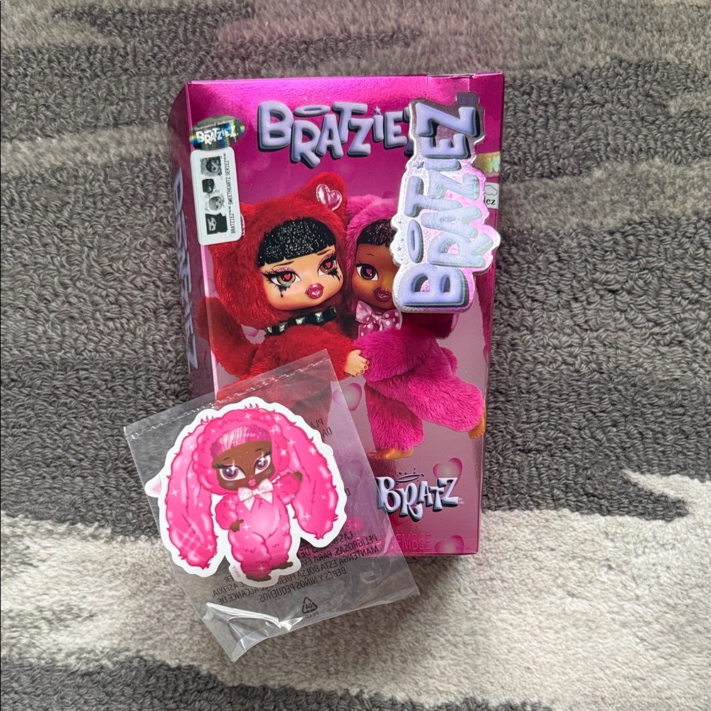 Bratz Bratziez Sweetheartz Seriez Plush Keychain Sacha Limited Edition